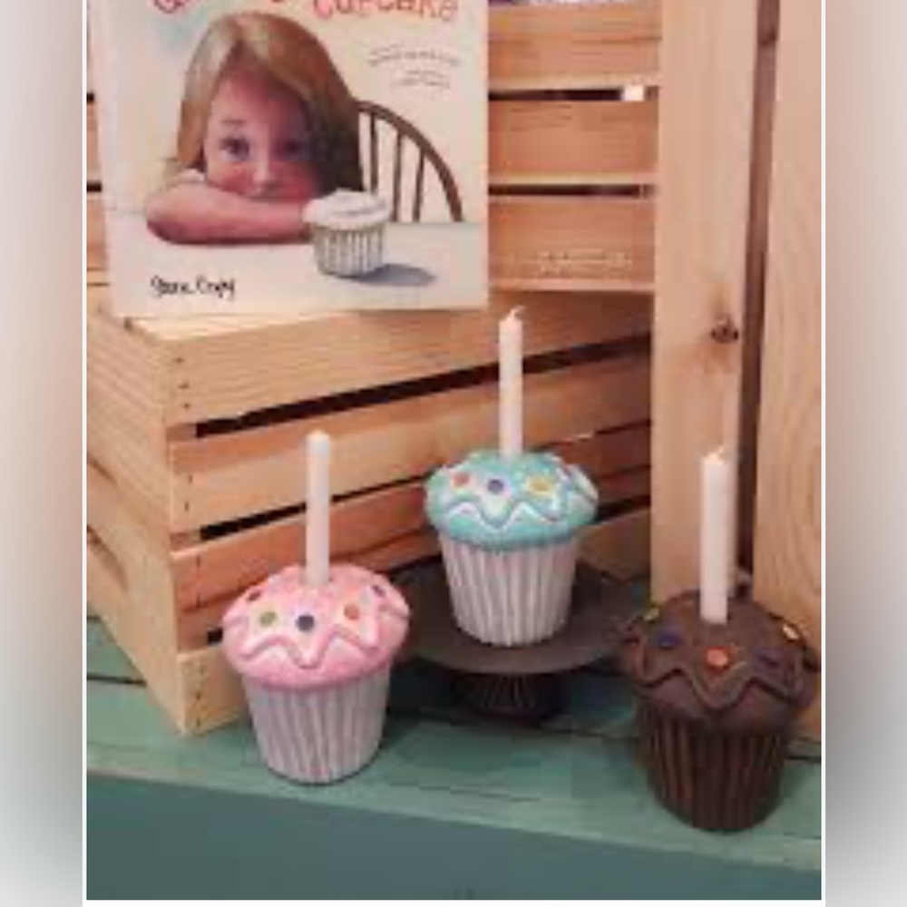 Isabel Bloom birthday / celebration / chocolate cupcake.